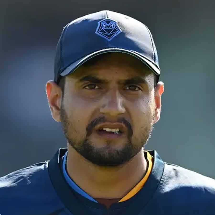 ইংল্যান্ড সফরে গিয়ে ধর্ষণের অভিযোগে গ্রেফতার পাকিস্তানের ক্রিকেটার, সাসপেন্ড করে দিল পাক বোর্ড