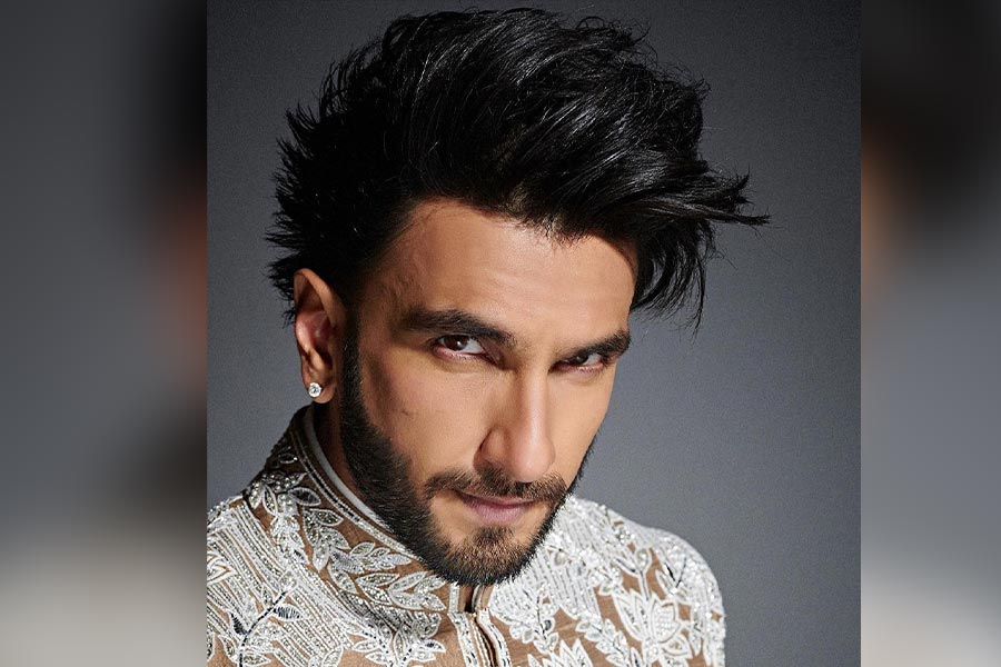 ‘পাকিস্তান’-এর অলিগলিতে রণবীর! জখম হয়েও বন্ধ করেননি শুটিং, কী করে অসম্ভব সম্ভব হল?