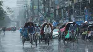নিম্নচাপ অঞ্চল দুর্বল হলেও দোসর ঘূর্ণাবর্ত! বজ্রবিদ্যুৎ-সহ বৃষ্টি চলবে দক্ষিণবঙ্গে